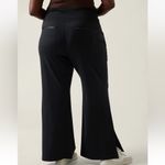 Athleta  Venice Flare Pant Black Zip Pockets Size 2X NWT $119 Plus Size Stretchy Photo 1