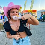 SheIn High Rise Cross Waist Straight Jeans Photo 4