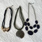 Necklace bundle of 3 navy, gold, green, shell Photo 13