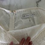 Trina Turk sz 4 crochet short Photo 2