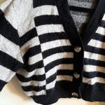 SheIn Block Striped Cropped Cardigan Photo 3