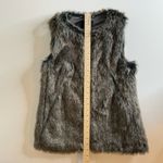 Banana Republic Womens Grey Faux Fur Vest in Smoky Grey Sz XS | Winter Neutral Photo 8