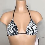 Volcom New.  reversible bikini top. Photo 0