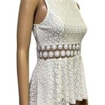 Haute Monde  Lace Overlay Peplum Sleeveless Top Cutout Midriff Zip Back Medium Photo 2