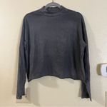 Aerie  Lightweight Long Sleeve Gray Cropped High Neck Shirt Size Small Photo 6