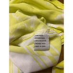 Tropical Mixed print puff sleeve tie front crop top neon green size medium Photo 4