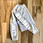 BROOKLYN Graphic Letter Cropped Long Sleeve Grey Sweatshirt, Lightweight sz. S Gray Photo 2