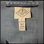 st. john's bay St. John’s Bay Women’s Large Blue Denim Chambray Button Down Shirt Photo 6