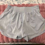 Lululemon  Shorts Hotty Hot 2.5" Low-Rise Photo 0