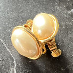 Vintage Napier Gold Tone Iridescent White Elegant Pearl Earrings Photo 0
