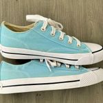 Airwalk light blue low top canvas sneakers shoes women size 8 Photo 6