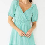 Draper James  puff sleeve Surplice green gingham dress prairie women medium Photo 0