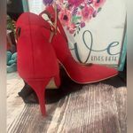 Glaze  Women's Red High Top Shoes Size 7.5. Photo 4