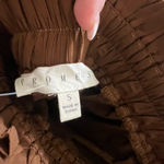 Prómesa Promesa | Elegant Brown Pleated Skirt Photo 2