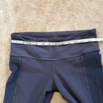 Alo Yoga Alo grey leggings low rise size small Photo 8