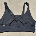 Lululemon Black Energy Bra Soul size 8 Photo 2