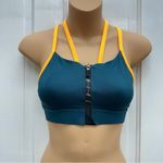 Nike zip front sports bra women's xs with removable cups Photo 0