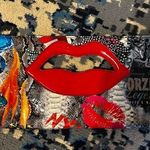 Cool lip clutch Photo 0