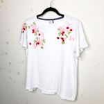 Anthropologie AKEMI & Kim White embroidered T-shirt Photo 1