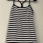 Lululemon black white power y tank top L Photo 0