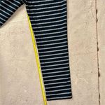 Gap Women's Size 4 Navy Blue & White Striped Slim Cropped Pants Photo 8