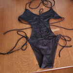 SKIMS Lace Up Monokini M Photo 5