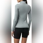 Vuori Halo Essential Half Zip long sleeve Photo 1