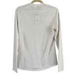 Adidas NWD  White Textured Long Sleeve Crewneck Golf T-shirt Women’s Size Small Photo 1