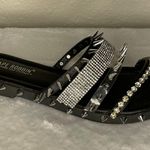 Cape Robbin XTREME SLIDES Silver Metal with spikes and rhinestones BLACK Size 6 Photo 1