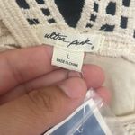 Ultra Pink cream, top, size large, new with tags Photo 4