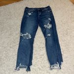 American Eagle  Distressed Tomgirl jeans size 2 regular Photo 1