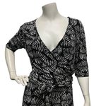 Daisy Fuentes  True Wrap Dress Size M Black White Ties Waist Elbow Sleeves V-Neck Photo 1