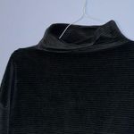 Target  velvet loose turtle neck size small Photo 2