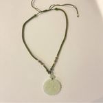 green jade pendant necklace Photo 1