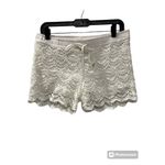 United Colors Of Benetton  Women's Scallop Tiered Crotchet Shorts Sz M Photo 1