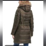 Vince Camuto Women's Lg.  black Belted Puffer Coat with removable fur collar Photo 1