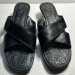 Timberland  Sandals‎ Women's Size 10M Black Strap Leather Slip On Heel (87318) Photo 0