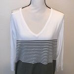 cj banks Women's 3X White and Green Striped Shirt Long Sleeve Knit Photo 1