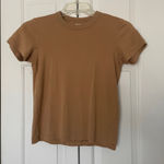 Uniqlo  T-Shirt Women’s Photo 0