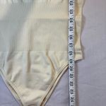 Shapewear Bodysuit Sleeveless Cream Women’s size large New without tag Photo 5
