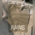 NWT Rains Hooded Jacket Cement Color Size XL Photo 11