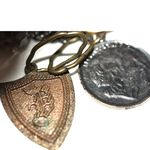 Source Unknown Vintage Style Boho Multi Charms Gold/Brass Tone 4.5" Purse Keychain Photo 2