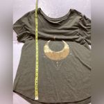 Lucky Brand  Olive green Graphic Tee women’s size large Photo 8