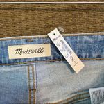 Madewell  Curvy Perfect Vintage jean shorts Photo 6