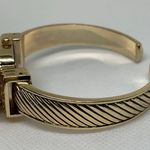 Women Wrist Watch Mistletoe Green Faux Pearls Rhinestones Gold tone 23mm running Photo 4