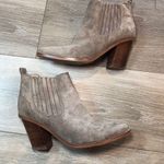 Nine West  Mayley Taupe Chelsea Suede Ankle Bootie Woman’s Size 8 Photo 7