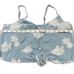 Sadie and Sage Light Blue & White  Floral Design Tank Top Shirt Women’s Size Medium Photo 2