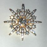 Elegant Gold Tone Rhinestone Boho Starburst Brooch Photo 1