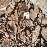 🌼Boutique Snake print long sleeve sheer Brown Photo 5