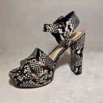 Guess Women's Lylah Platform Dress Sandals Strappy Size 7.5 M Black Photo 5